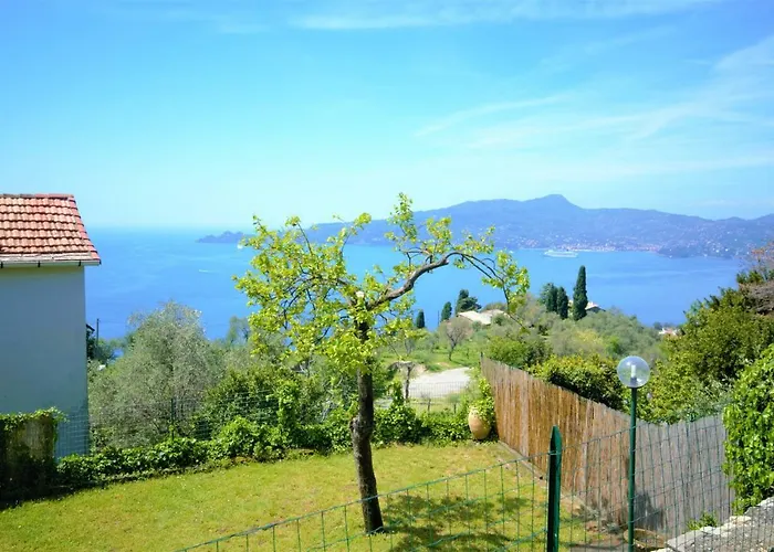 Holiday Home Chiavari Vakantiehuis